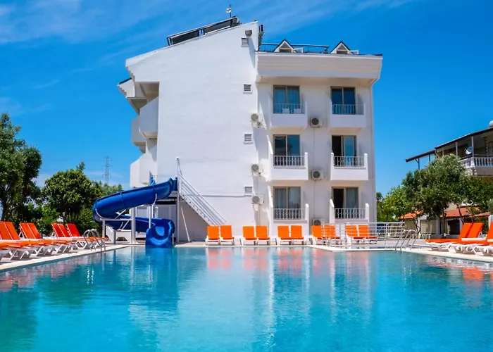 Azalia Garden 호텔 4*